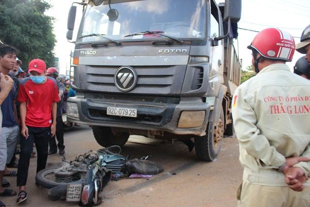 Hiện trường vụ tai nạn. 