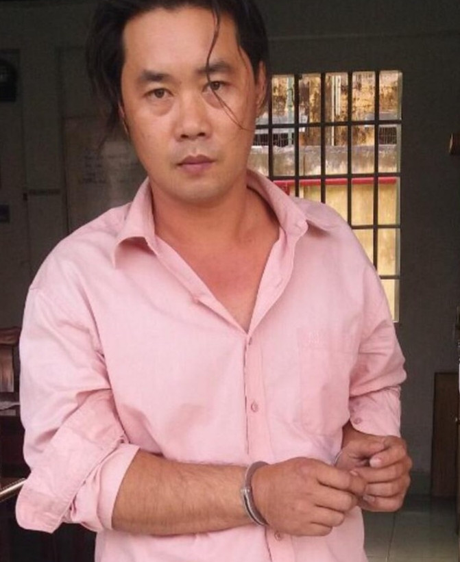 Đối tượng Phước bị cơ quan chức năng bắt giữ để điều tra.