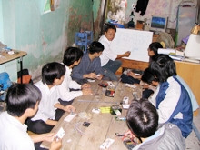 Lớp học công nghệ cao trong căn nhà cấp bốn