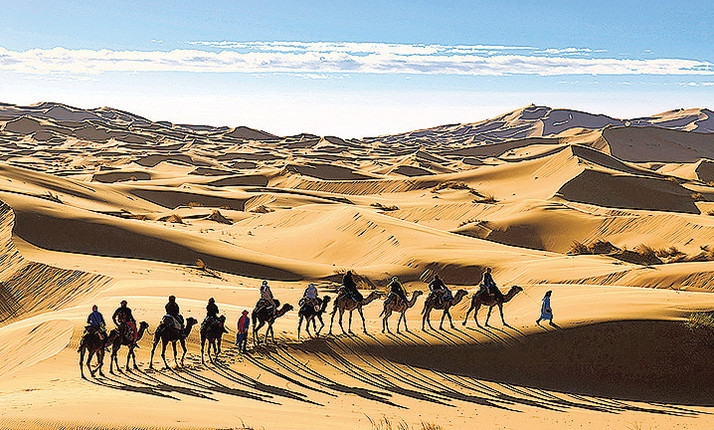 Sa mạc Xa-ha-ra triền miên cát.