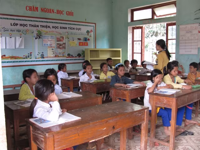 Lớp học của trẻ em đồng bào dân tộc thiểu số tỉnh Quảng Trị.