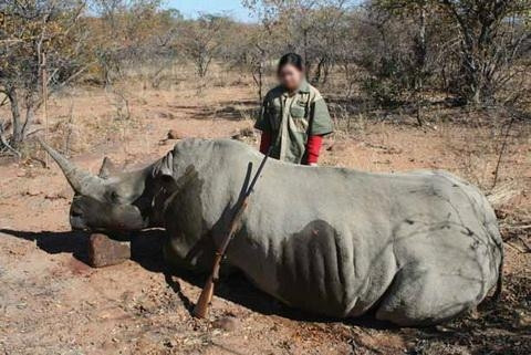 Một thủ phạm săn bắn trái phép tê giác ở Nam Phi.