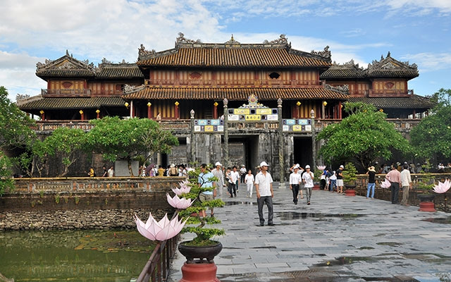 Di tích Ngọ Môn, Đại Nội Huế (Thừa Thiên Huế). 