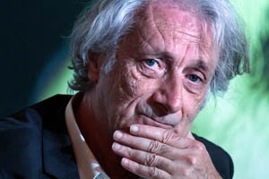 Nhà văn Patrick Deville