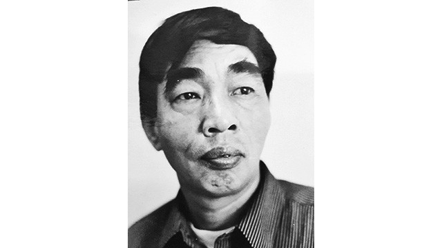 Thơ Hoàng Trần Cương