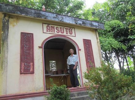 “Ân sư từ”, nơi thờ 20 thầy giáo đã quá vãng ở xã Đồng Phú.