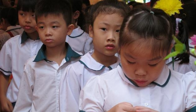 Mẫu đồng phục phải đơn giản, phù hợp lứa tuổi, ổn định, dễ tìm mua hoặc may. Ảnh: L.H