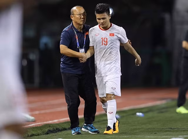 Nếu Quang Hải gặp chấn thương nặng, đây sẽ là mất mát rất lớn với U22 Việt Nam.
