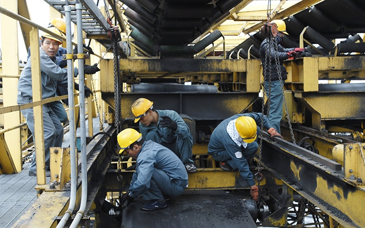 Việc tăng tuổi nghỉ hưu cần phải quan tâm từng đối tượng, lĩnh vực, ngành nghề và mức tăng. Chúng ta cần phát huy cơ hội thời kỳ dân số vàng, nhưng đồng thời cũng phải tính đến nguy cơ từ già hóa dân 