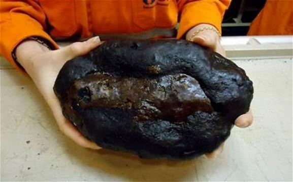 Khối lượng đá granite cực lớn trên thềm lục địa ngoài khơi TP Rio de Janeiro