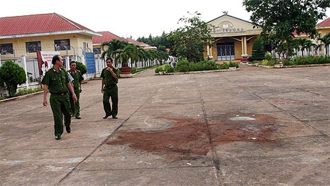 Sân bóng đá, nơi xảy ra vụ việc. (Ảnh: tuoitre.vn)