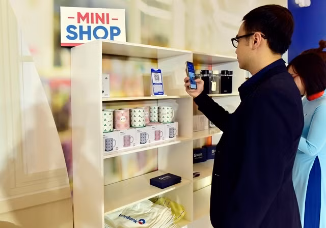 Trải nghiệm nền tảng iConnect trên VietinBank iPay Mobile.