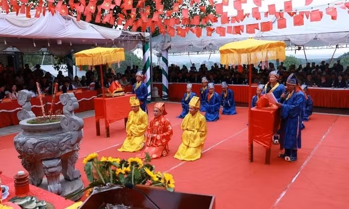 Nghi thức tế Thần Nông. 