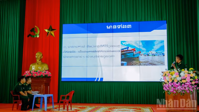 Thí sinh tham gia phần thi tuyên truyền theo chủ đề mà Ban tổ chức đã cho trước.
