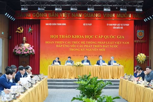 Hội thảo khoa học cấp quốc gia về "Hoàn thiện cấu trúc hệ thống pháp luật Việt Nam đáp ứng yêu cầu phát triển đất nước trong kỷ nguyên mới".