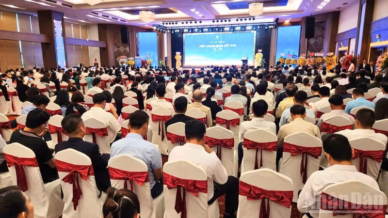 Quang cảnh Lễ kỷ niệm