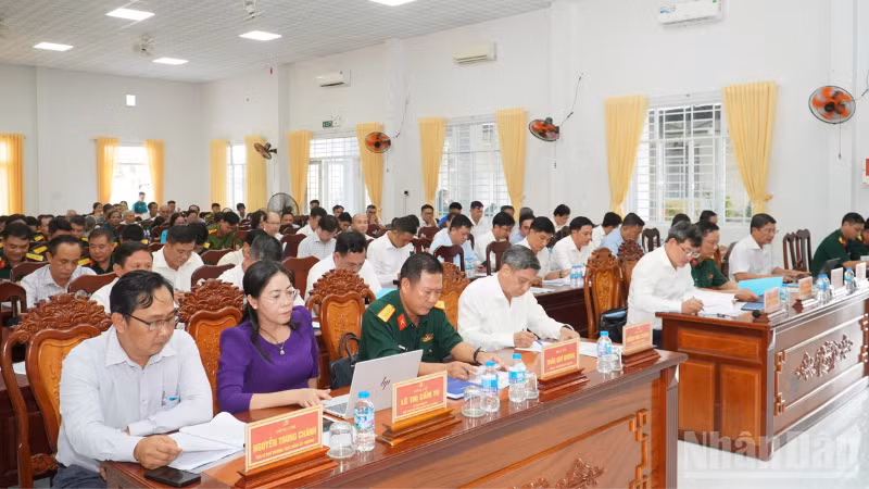 Các đại biểu dự hội nghị.