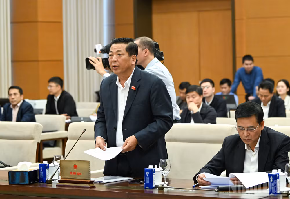 ndo_br_bt-tran-hong-minh.jpg