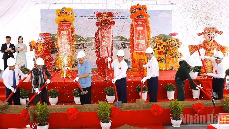 Lễ khởi công dự án Khu di tích lịch sử quốc gia - địa điểm bắt liên lạc, khai thông đường Hồ Chí Minh (đoạn Tây Nguyên đến Đông Nam Bộ).