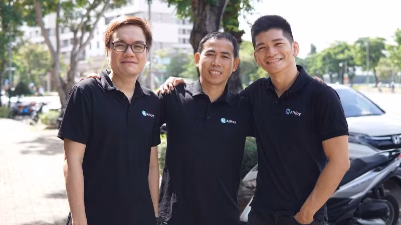 Đội ngũ lãnh đạo của công ty khởi nghiệp AI Hay (từ trái qua phải): CEO Trần Đức, CTO Nguyễn Chương và COO Nguyễn Hiệp.