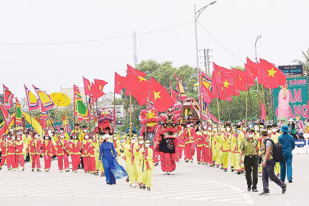 le-hoi-cau-ngu-cua-ngu-dan-vung-bien-cua-lo-anh-dinh-tuyen.jpg