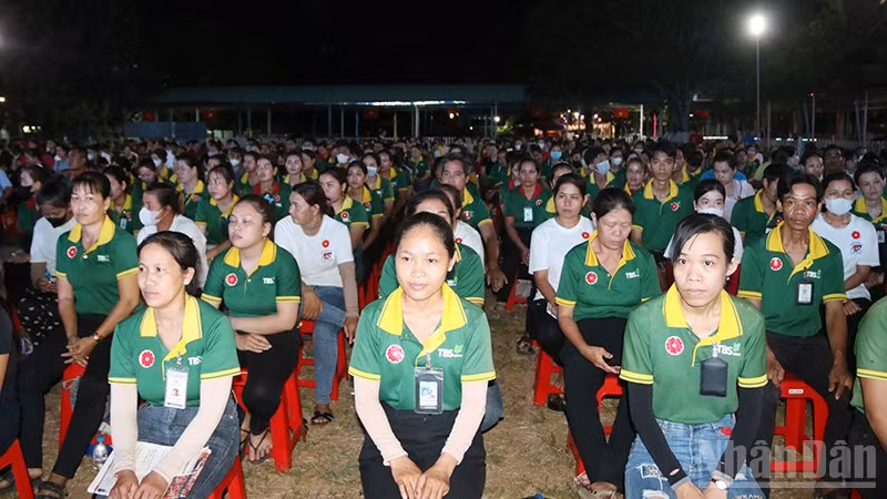 ndo_br_lao3.jpg