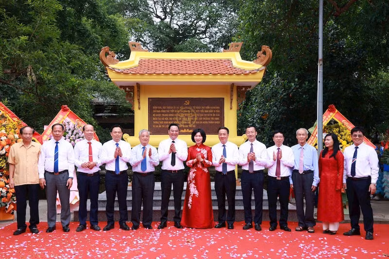 gan-bien-dinh-kim.jpg