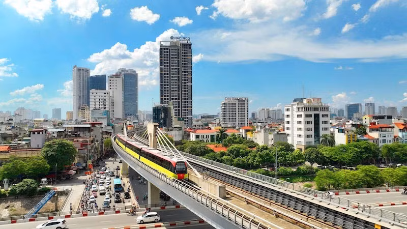 Đường sắt đô thị giúp Hà Nội phát triển không gian đô thị hiệu quả hơn. (Ảnh: PHẠM HÙNG)