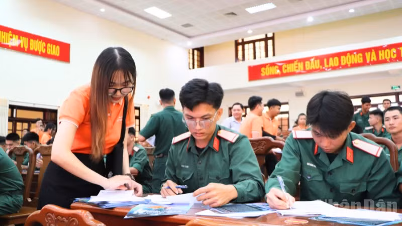 Đơn vị doanh nghiệp cung cấp thông tin về tuyển dụng lao động cho quân nhân xuất ngũ.