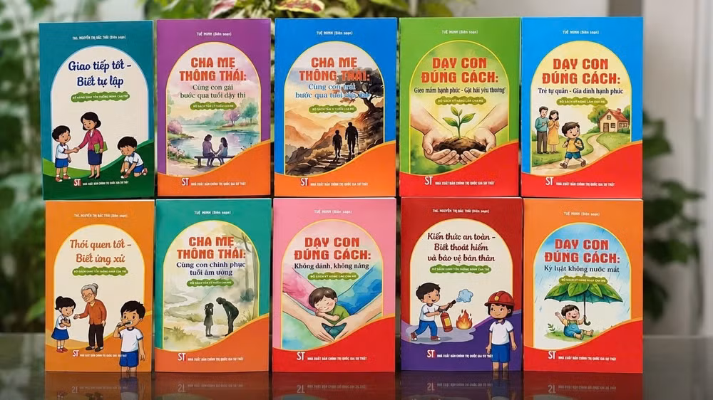 Với thiết kế tươi sáng, hình ảnh sinh động cùng những câu chuyện gần gũi, giàu tính thực tiễn, ba bộ sách không chỉ khơi gợi hứng thú đọc sách của các bạn nhỏ mà còn là “trợ lý đắc lực” giúp cha mẹ thấu hiểu thế giới của con để mỗi ngày bên con là một ngày cùng con trưởng thành trong yêu thương và hiểu biết.