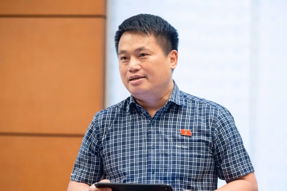 dang-ngoc-huy-quang.jpg