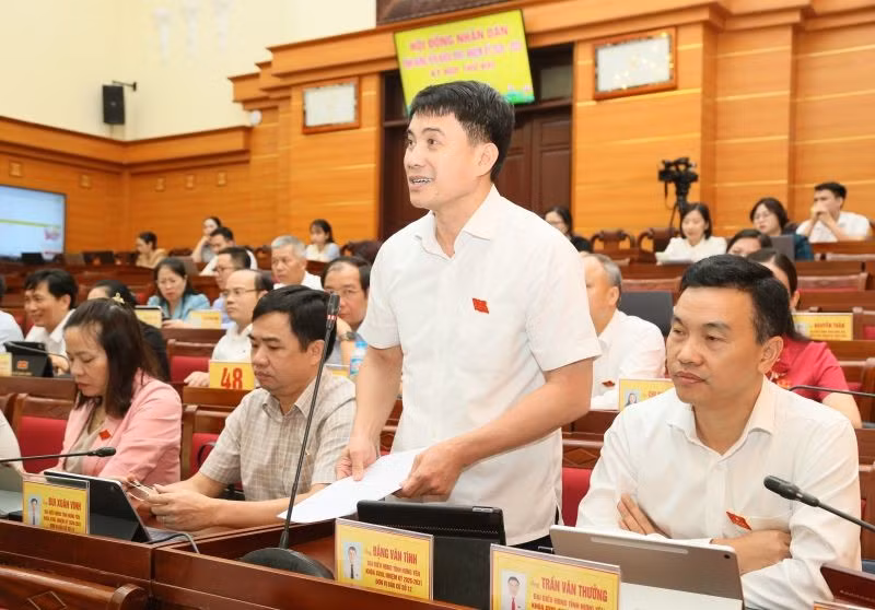 12-6-lanh-dao-phuong-thai-binh-phat-bieu-thao-luan-tai-ky-hop.jpg