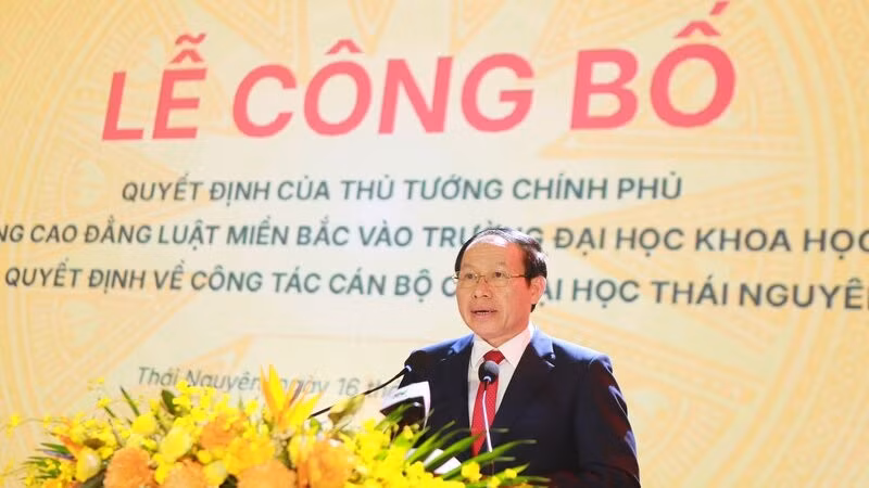Phó Thủ tướng Lê Tiến Châu phát biểu tại buổi lễ.