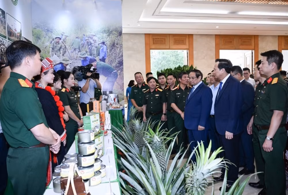 c5fd04cb-b7db-4a16-83cf-a508ef6daa33.jpg