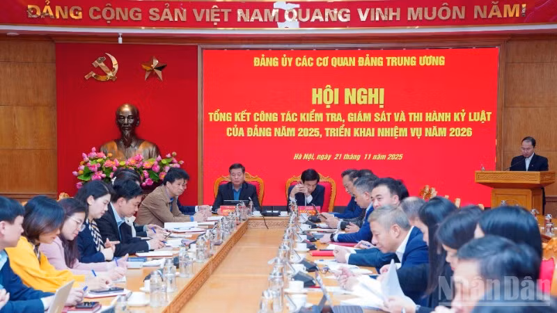Quang cảnh hội nghị. 
