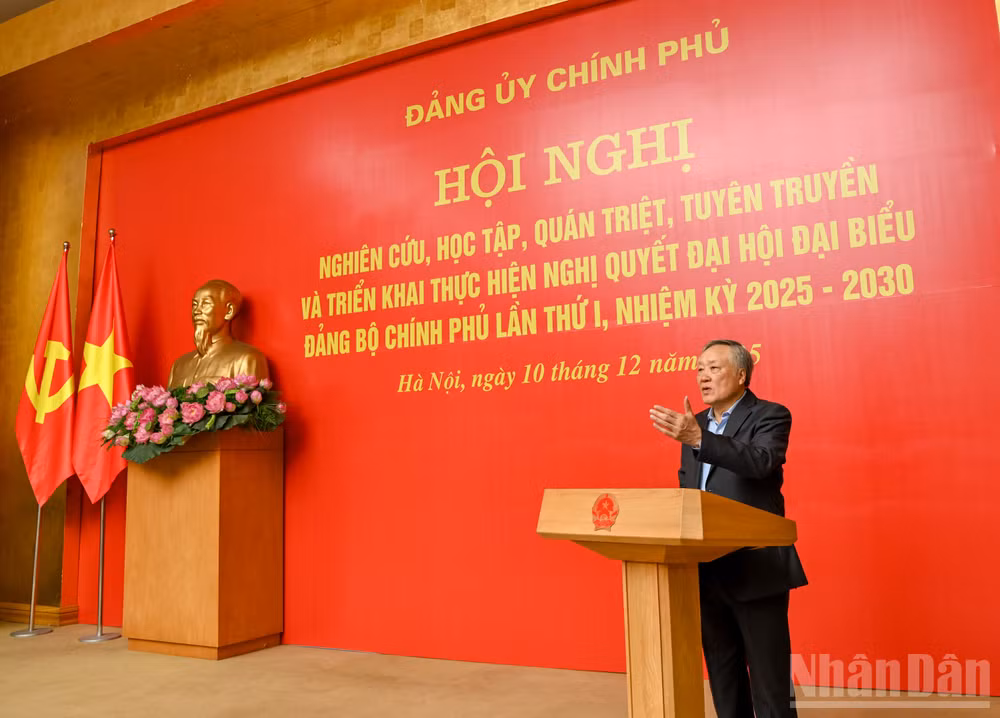 ndo_br_hoi-nghi-dang-uy-chinh-phu-1.jpg