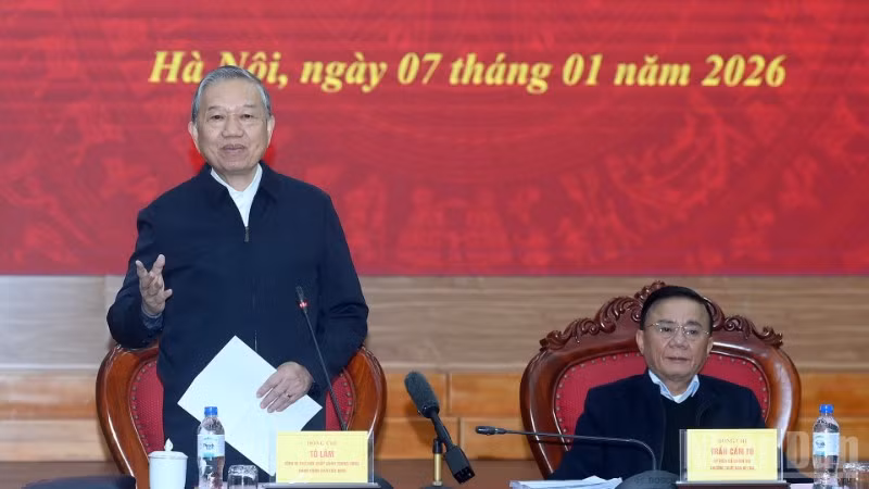 Tổng Bí thư Tô Lâm chủ trì buổi làm việc với Ban Chính sách, chiến lược Trung ương. (Ảnh: ĐĂNG KHOA)