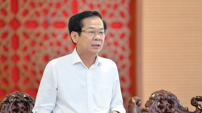 Đồng chí Đỗ Thanh Bình, Ủy viên Trung ương Đảng, Bí thư Thành ủy Cần Thơ, phát biểu tại hội nghị. bi-thu-tp-can-tho.jpg