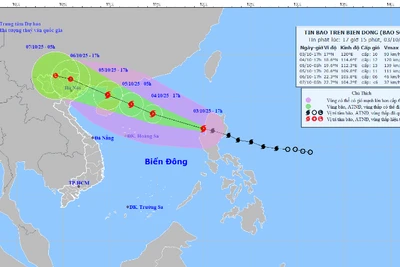 Hồi 17 giờ, vị trí tâm bão ở khoảng 17,0 độ vĩ bắc; 120,0 độ kinh đông, trên vùng biển phía đông khu vực bắc Biển Đông.