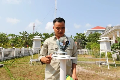 Ứng dụng khoa học-công nghệ trong dự báo và cảnh báo sớm thiên tai được xác định là yêu cầu cấp thiết trong bối cảnh thời tiết cực đoan. (Ảnh: Báo Nongnghiepmoitruong.vn)