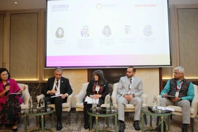 Các đại biểu tham gia phiên thảo luận cấp cao “Xem xét lại các quan hệ đối tác nhân đạo trong kỷ nguyên tái thiết nhân đạo” ngày 9/12.