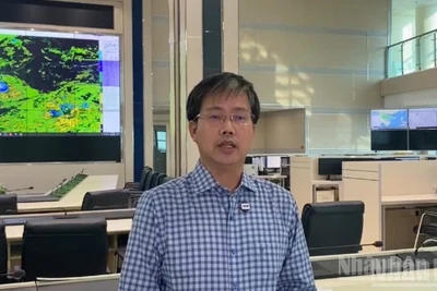Ông Mai Văn Khiêm, Giám đốc Trung tâm Dự báo Khí tượng Thủy văn quốc gia thông tin về bão số 5 trưa 25/8.