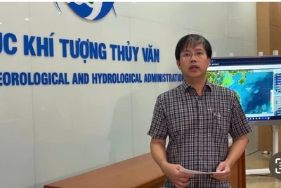 Ông Mai Văn Khiêm, Giám đốc Trung tâm Dự báo Khí tượng thủy văn quốc gia thông tin về diễn biến bão số 3 sáng 22/7.