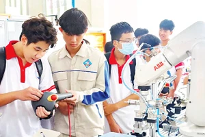 Đào tạo nghề tại Trường cao đẳng Kỹ thuật công nghệ Bà Rịa-Vũng Tàu. (Ảnh PHÚ MỸ)