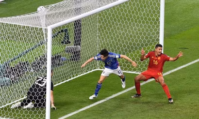 Trận đấu giữa Nhật Bản và Tây Ban Nha diễn ra cùng lúc cuộc đối đầu giữa Đức và Costa Rica cùng ở bảng E, rạng sáng 2/12 (giờ Việt Nam). (Ảnh: Reuters)