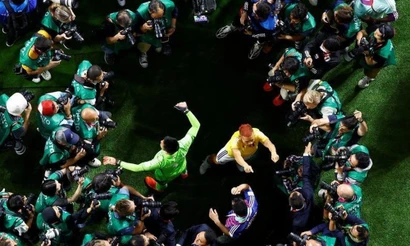 Nhật Bản trở thành tâm điểm chú ý của truyền thông sau chiến thắng lịch sử trước Tây Ban Nha. (Ảnh: Reuters)