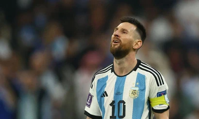 Messi đang rất gần với “giấc mơ vàng” World Cup của mình. (Ảnh: Reuters)