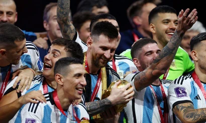 Hoàn thành giấc mơ vàng World Cup, Messi đã có danh hiệu cuối cùng còn thiếu trong bộ sưu tập thành tích đồ sộ của mình. (Ảnh: Reuters)