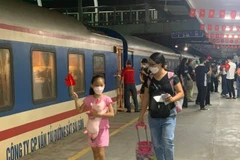 Trong 3 ngày dịp 2/9, Tổng Công ty Đường sắt Việt Nam tạm dừng tổ chức chạy tàu vào trung tâm Hà Nội; dừng đón-trả khách tại ga Giáp Bát.