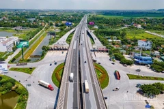 Từ ngày 26/7 tới, VEC sẽ điều chỉnh tạm thời phương án tổ chức giao thông đoạn Km225+900-Km227+500 đường cao tốc Cầu Giẽ-Ninh Bình.